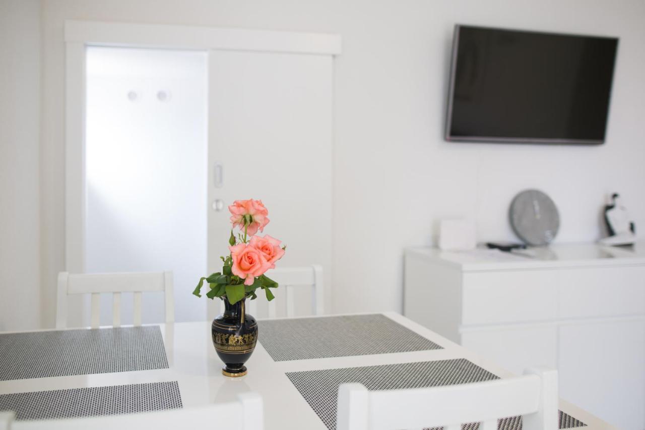 Serious Job Apartment دوبروفينك المظهر الخارجي الصورة